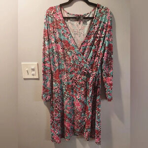 Paraphrase Floral Long Sleeve Faux Wrap Dress in Size XL Extra Large